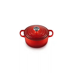 Signature Round Dutch Oven
