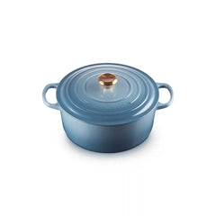 Signature Round Dutch Oven