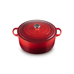 Signature Round Dutch Oven