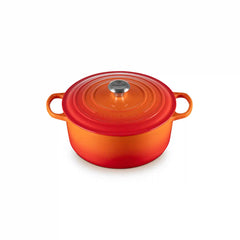 Signature Round Dutch Oven