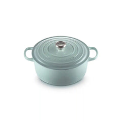 Signature Round Dutch Oven