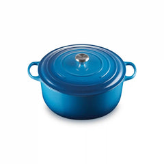 Signature Round Dutch Oven