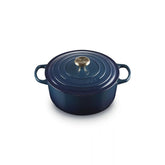 Signature Round Dutch Oven