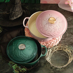 Wicked Collection Glinda Embossed Signature Round Dutch Oven
