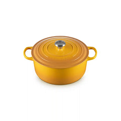 Signature Round Dutch Oven