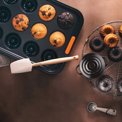 Non-stick Metal Bakeware 12-Cup Mini Fluted Cake Pan