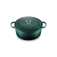 Signature Round Dutch Oven