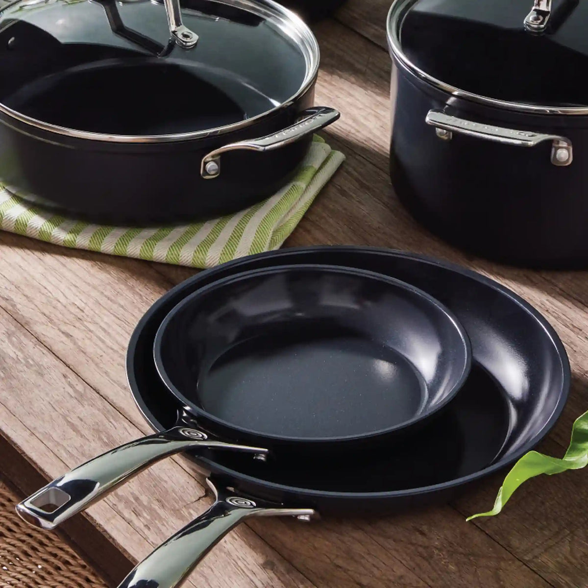 Essential Non-stick Ceramic Fry Pan