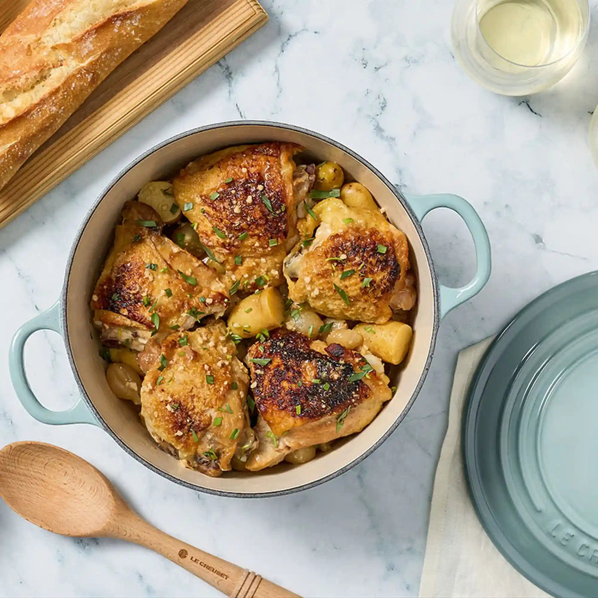 Traditional Round Dutch Oven