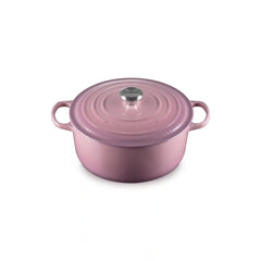 Signature Round Dutch Oven